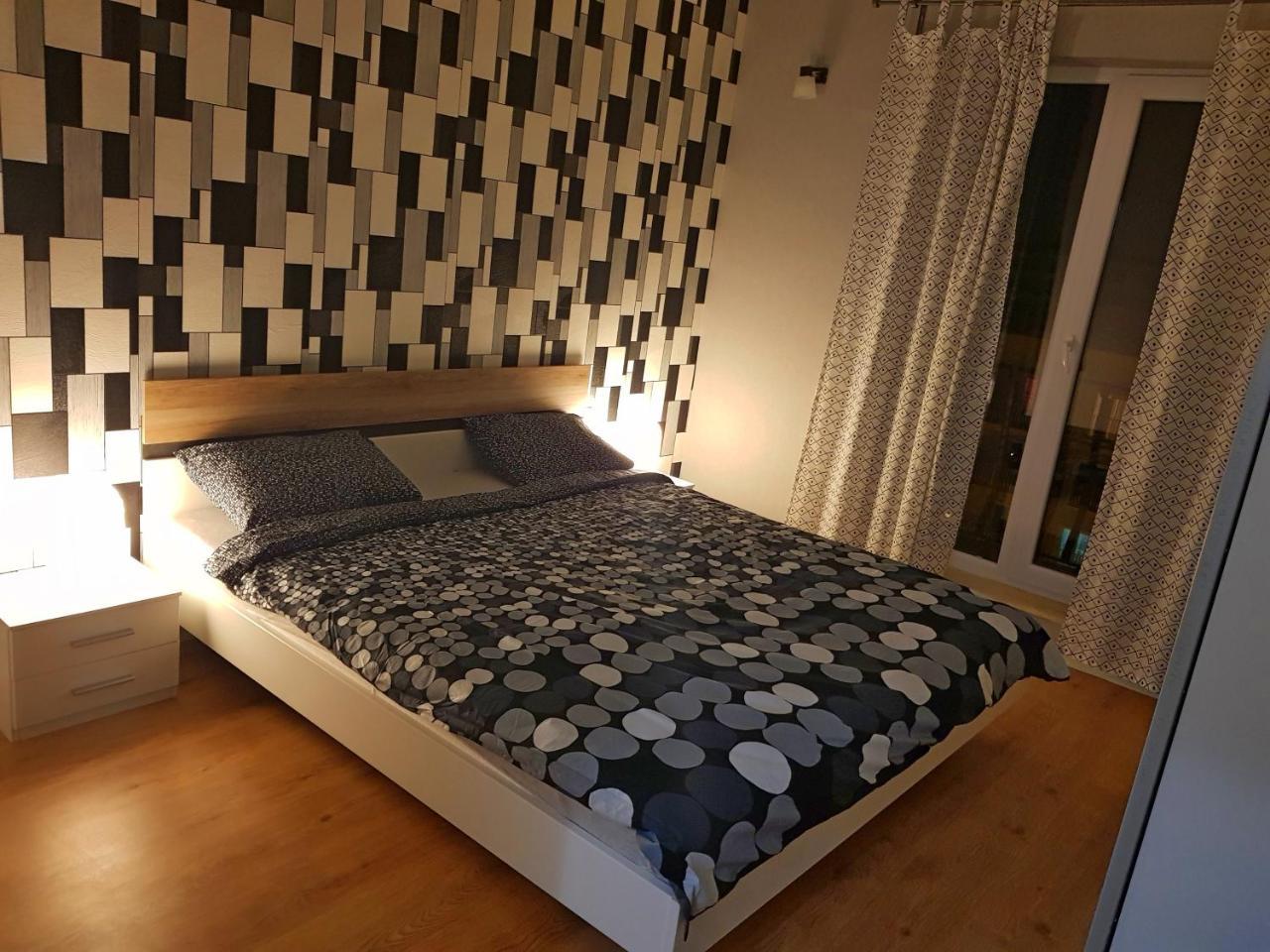 Modern Apartment With Pool In North Bucharest Cretuleasca Buitenkant foto
